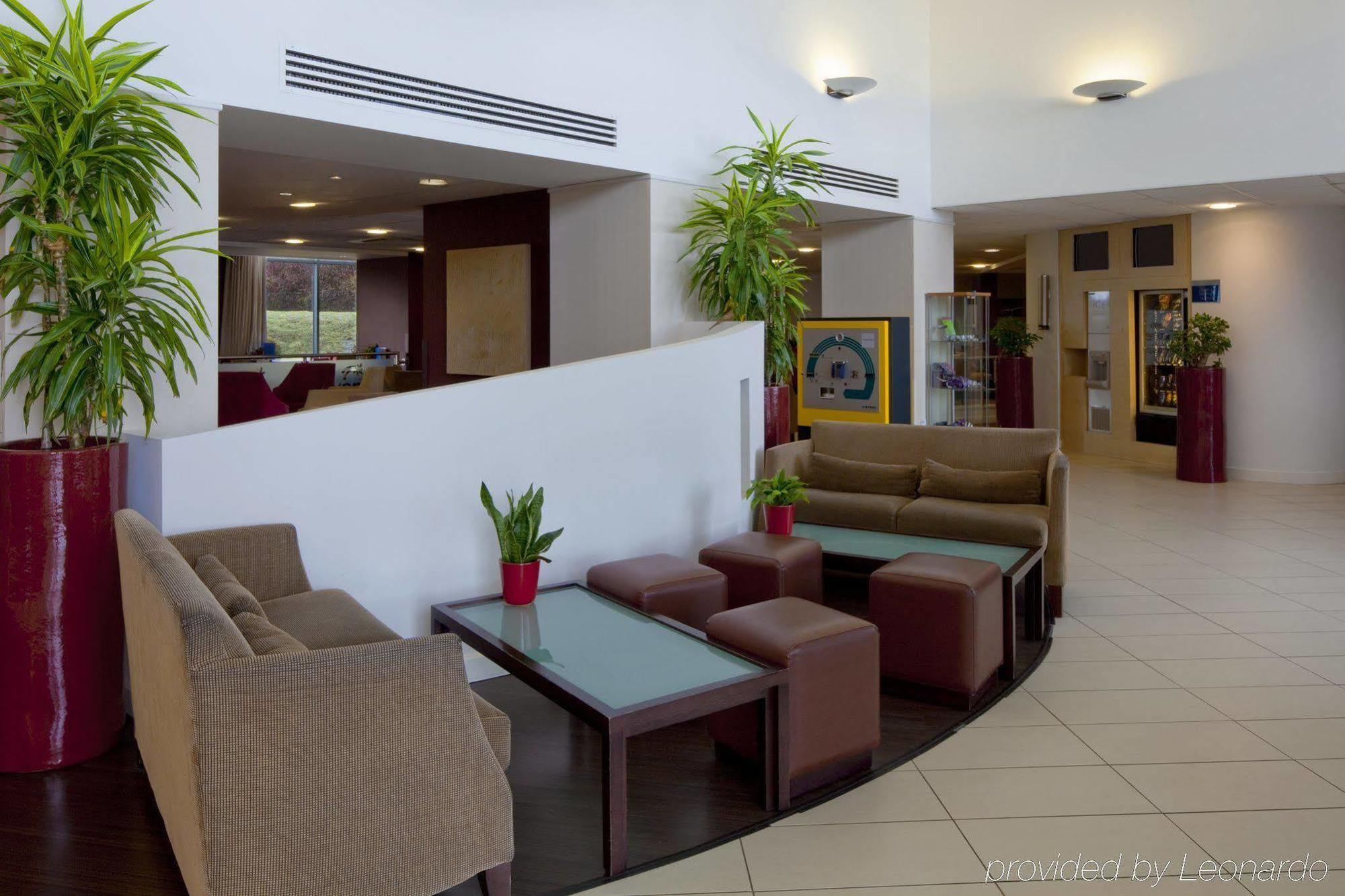 Holiday Inn Express London Stansted Airport, An Ihg Hotel Stansted Mountfitchet Inreriör bild